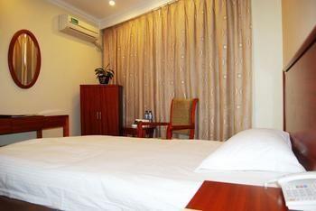 Green Tree Inn Gaoyou Tonghu Road Beihai Express Hotel Янчжоу Экстерьер фото